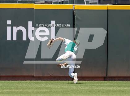 Thumbnail 1 in Valley Mills vs. Shiner (UIL 2A Baseball Final) photogallery.