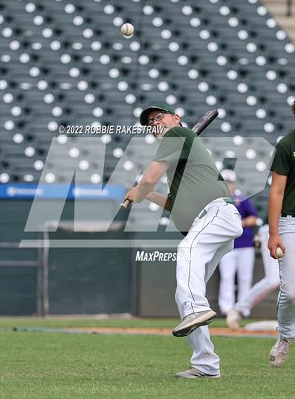Thumbnail 3 in Valley Mills vs. Shiner (UIL 2A Baseball Final) photogallery.