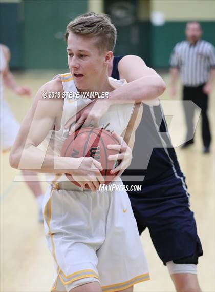 Thumbnail 2 in Hendersonville Vs Katie Duncan Smith DAR (Friendship Christian Tournament) photogallery.