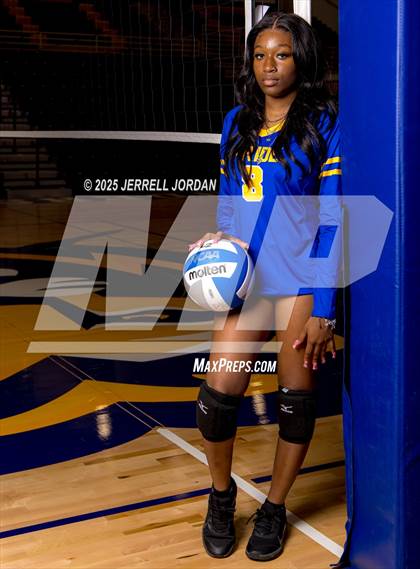 Thumbnail 2 in Henderson Collegiate (Team & Individual) photogallery.
