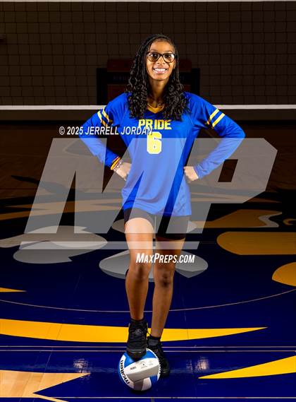 Thumbnail 1 in Henderson Collegiate (Team & Individual) photogallery.