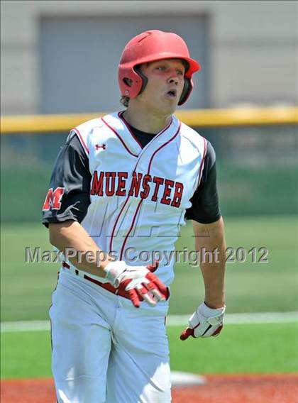 Thumbnail 2 in Muenster vs. Dodd City (UIL 1A Region 2 Quarterfinal Playoff) photogallery.