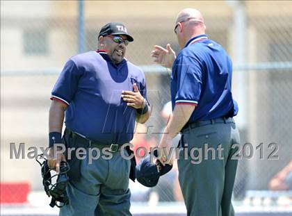 Thumbnail 3 in Muenster vs. Dodd City (UIL 1A Region 2 Quarterfinal Playoff) photogallery.