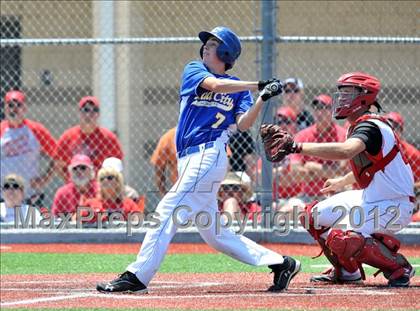 Thumbnail 2 in Muenster vs. Dodd City (UIL 1A Region 2 Quarterfinal Playoff) photogallery.