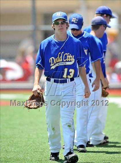 Thumbnail 1 in Muenster vs. Dodd City (UIL 1A Region 2 Quarterfinal Playoff) photogallery.