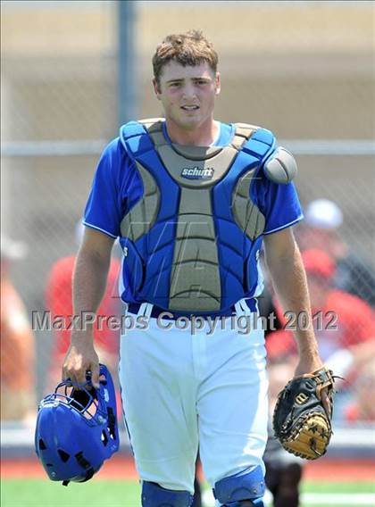 Thumbnail 3 in Muenster vs. Dodd City (UIL 1A Region 2 Quarterfinal Playoff) photogallery.
