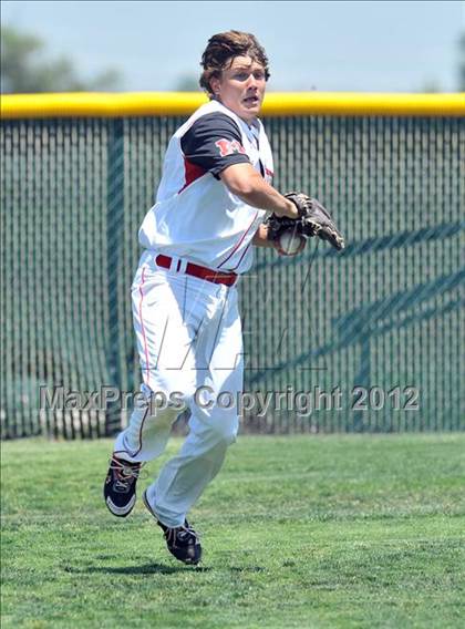 Thumbnail 2 in Muenster vs. Dodd City (UIL 1A Region 2 Quarterfinal Playoff) photogallery.