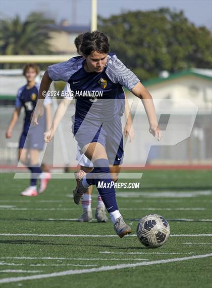 Thumbnail 3 in Venice vs Millikan (South High Holiday Soccer Tournament) photogallery.