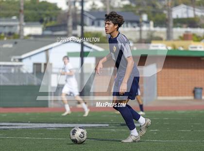 Thumbnail 2 in Venice vs Millikan (South High Holiday Soccer Tournament) photogallery.