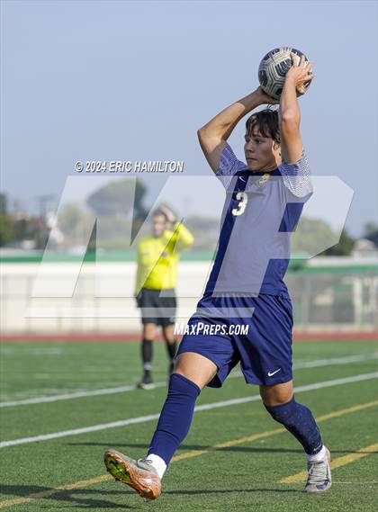 Thumbnail 2 in Venice vs Millikan (South High Holiday Soccer Tournament) photogallery.