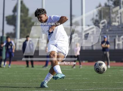 Thumbnail 2 in Venice vs Millikan (South High Holiday Soccer Tournament) photogallery.