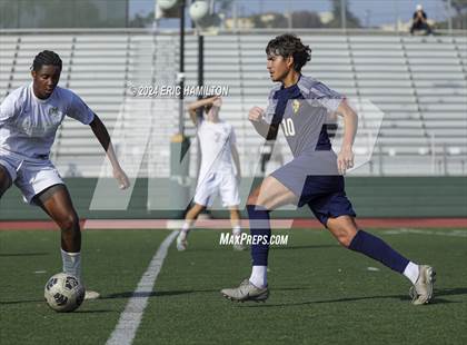 Thumbnail 1 in Venice vs Millikan (South High Holiday Soccer Tournament) photogallery.