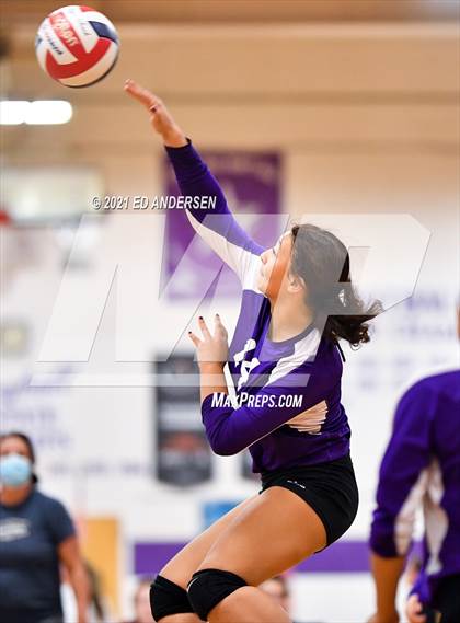 Thumbnail 2 in Lowry vs Yerington (Yerington Tournament) photogallery.