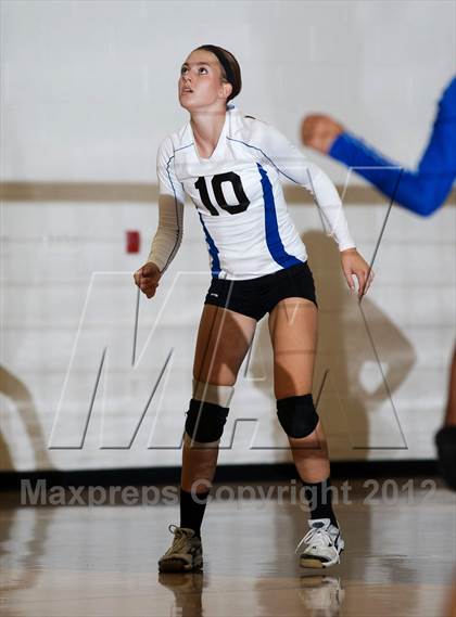 Thumbnail 3 in Turlock Christian vs. Waterford photogallery.