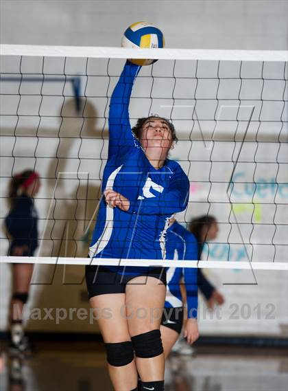 Thumbnail 3 in Turlock Christian vs. Waterford photogallery.