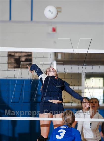Thumbnail 1 in Turlock Christian vs. Waterford photogallery.