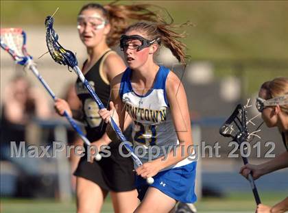 Thumbnail 1 in Trumbull @ Newtown (CIAC Class L 1st Round) photogallery.