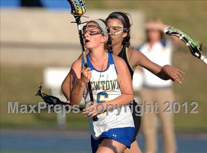 Thumbnail 2 in Trumbull @ Newtown (CIAC Class L 1st Round) photogallery.