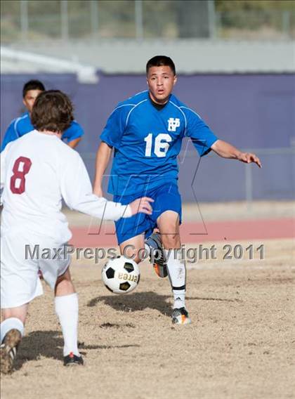 Thumbnail 3 in Salpointe Catholic vs. Palo Verde (Chris Mair Tournament) photogallery.