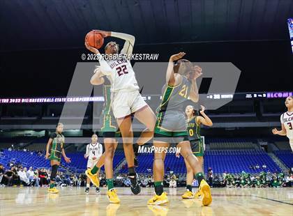 Thumbnail 1 in Pearland vs. DeSoto (UIL 6A Basketball State Semifinal) photogallery.