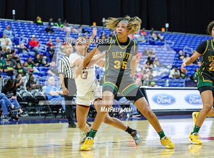 Thumbnail 3 in Pearland vs. DeSoto (UIL 6A Basketball State Semifinal) photogallery.
