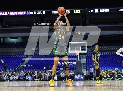 Thumbnail 3 in Pearland vs. DeSoto (UIL 6A Basketball State Semifinal) photogallery.