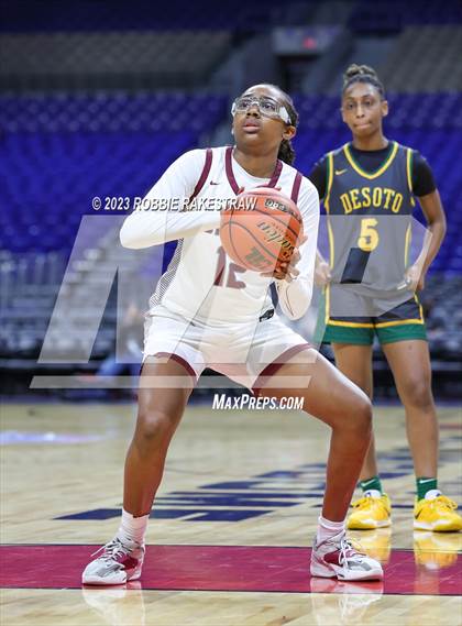 Thumbnail 1 in Pearland vs. DeSoto (UIL 6A Basketball State Semifinal) photogallery.