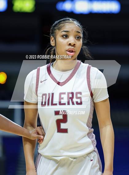 Thumbnail 3 in Pearland vs. DeSoto (UIL 6A Basketball State Semifinal) photogallery.
