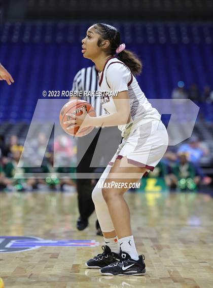 Thumbnail 2 in Pearland vs. DeSoto (UIL 6A Basketball State Semifinal) photogallery.