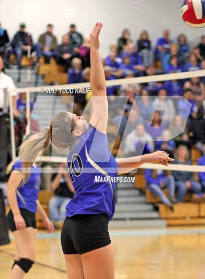 Thumbnail 3 in Coginchaug Regional vs. Lyman Memorial (CIAC Class S Semifinal) photogallery.