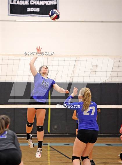 Thumbnail 3 in Coginchaug Regional vs. Lyman Memorial (CIAC Class S Semifinal) photogallery.