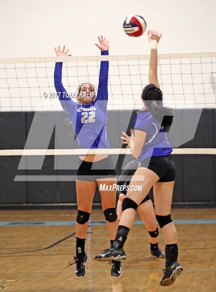 Thumbnail 3 in Coginchaug Regional vs. Lyman Memorial (CIAC Class S Semifinal) photogallery.