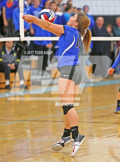 Thumbnail 1 in Coginchaug Regional vs. Lyman Memorial (CIAC Class S Semifinal) photogallery.