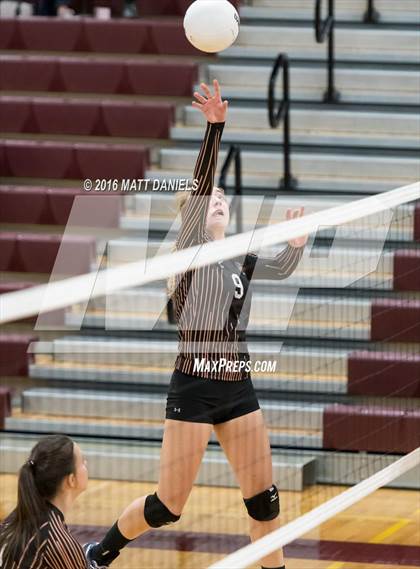 Thumbnail 3 in Erie @ Cheyenne Mountain (CHSAA 4A Region 3) photogallery.
