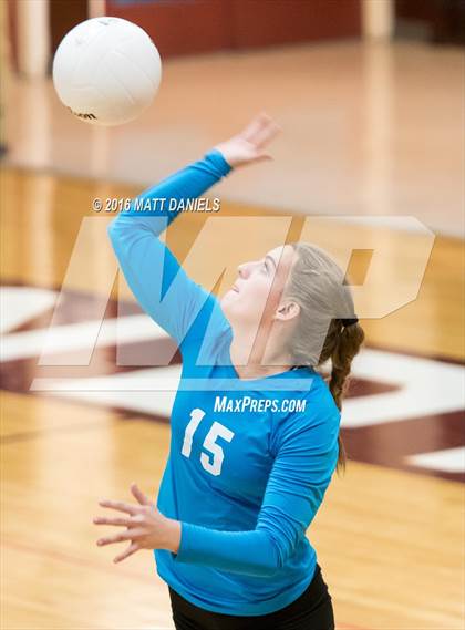 Thumbnail 2 in Erie @ Cheyenne Mountain (CHSAA 4A Region 3) photogallery.