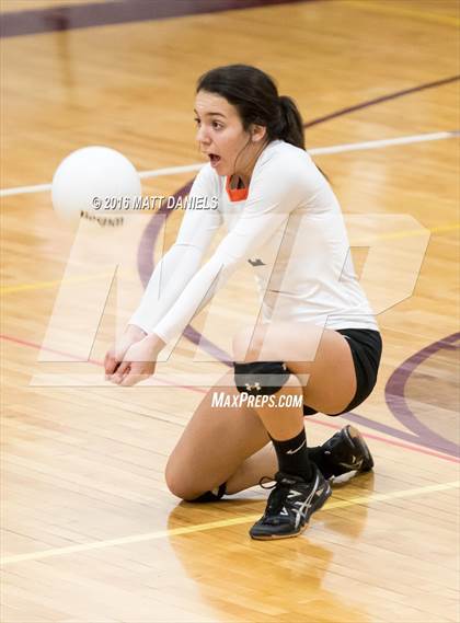 Thumbnail 3 in Erie @ Cheyenne Mountain (CHSAA 4A Region 3) photogallery.