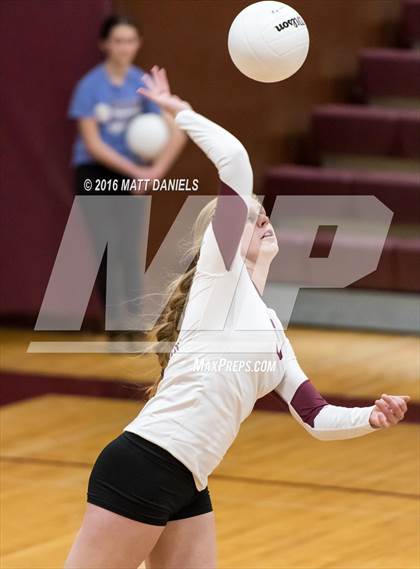 Thumbnail 2 in Erie @ Cheyenne Mountain (CHSAA 4A Region 3) photogallery.