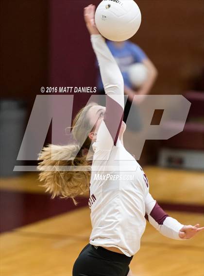 Thumbnail 2 in Erie @ Cheyenne Mountain (CHSAA 4A Region 3) photogallery.
