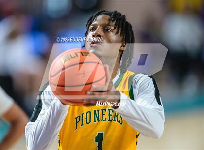 Thumbnail 2 in Owasso vs. Oak Ridge (City of Palms Classic) photogallery.