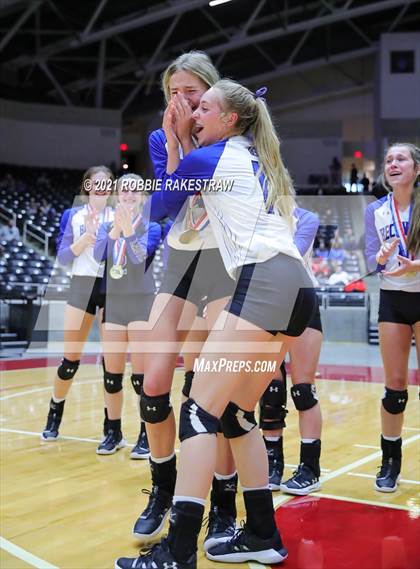 Thumbnail 3 in Beckville vs. Thrall (UIL Volleyball 2A Finals) photogallery.