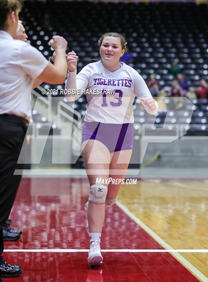 Thumbnail 1 in Beckville vs. Thrall (UIL Volleyball 2A Finals) photogallery.