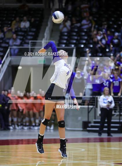 Thumbnail 3 in Beckville vs. Thrall (UIL Volleyball 2A Finals) photogallery.