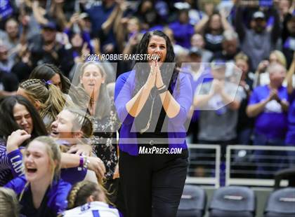 Thumbnail 2 in Beckville vs. Thrall (UIL Volleyball 2A Finals) photogallery.