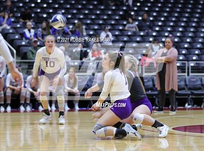 Thumbnail 1 in Beckville vs. Thrall (UIL Volleyball 2A Finals) photogallery.