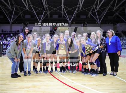 Thumbnail 3 in Beckville vs. Thrall (UIL Volleyball 2A Finals) photogallery.