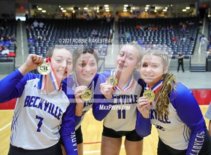 Thumbnail 2 in Beckville vs. Thrall (UIL Volleyball 2A Finals) photogallery.