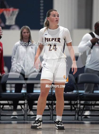 Thumbnail 2 in Pieper vs Canton (Texas Association of Basketball Coaches Showcase) photogallery.