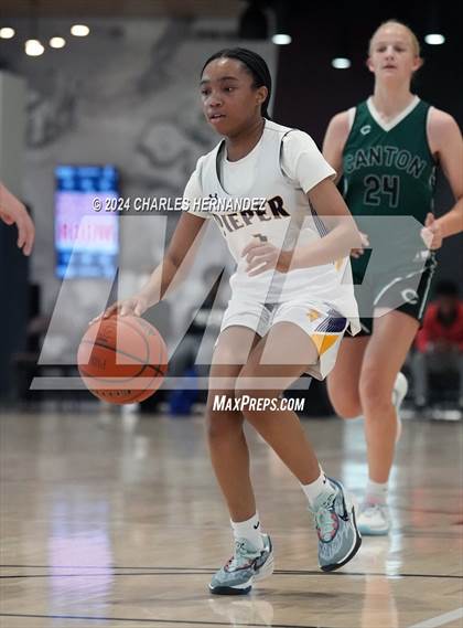 Thumbnail 1 in Pieper vs Canton (Texas Association of Basketball Coaches Showcase) photogallery.