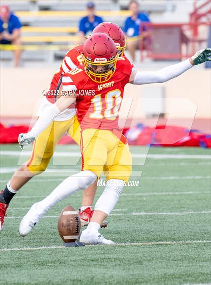 Thumbnail 2 in JV: Jesuit vs. Christian Brothers photogallery.