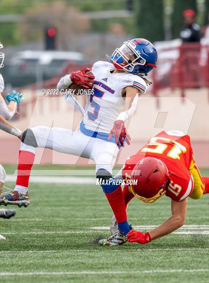 Thumbnail 1 in JV: Jesuit vs. Christian Brothers photogallery.
